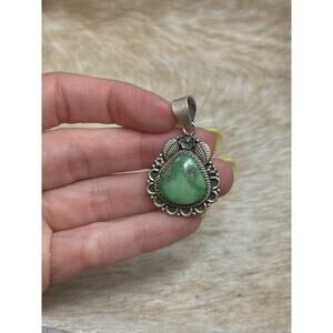 Native American SW Sterling Silver Emerald Valley Green Turquoise Pendant Leaf
